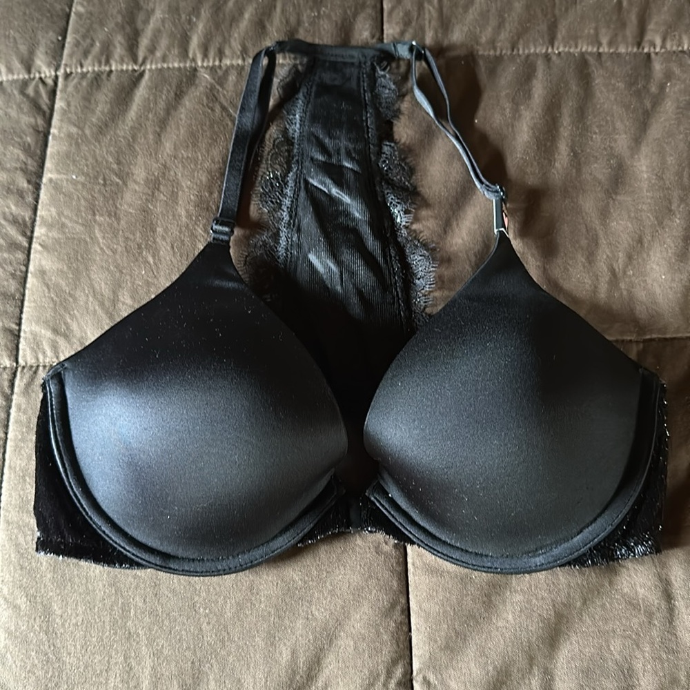 Victoria’s Secret Very Sexy Lightly Lined Front Closure Bra